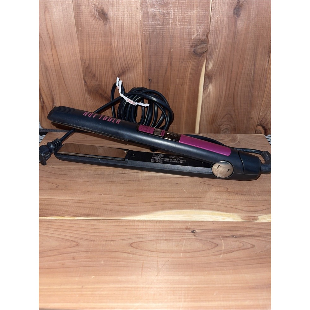 Hot Tools 1" Flat Iron Titanium Digital Temp Readout Pulse Technology up to 450